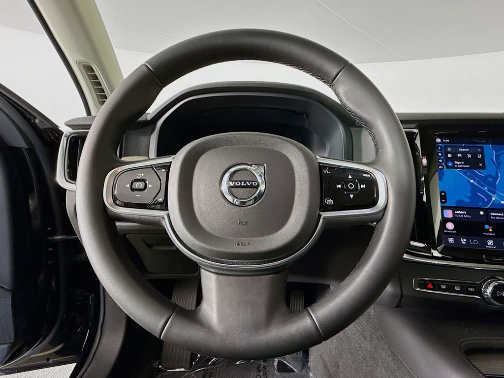 Certified 2025 Volvo S90 B6 Plus AWD/4WD image 11