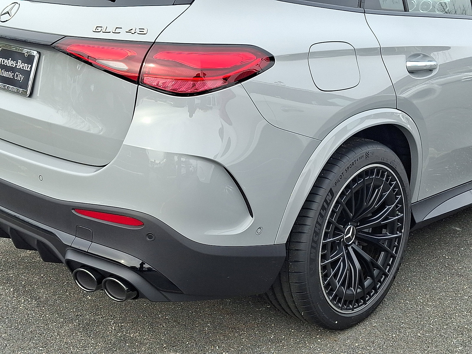 New 2026 Mercedes-Benz GLC 43 AMG 4MATIC image 10