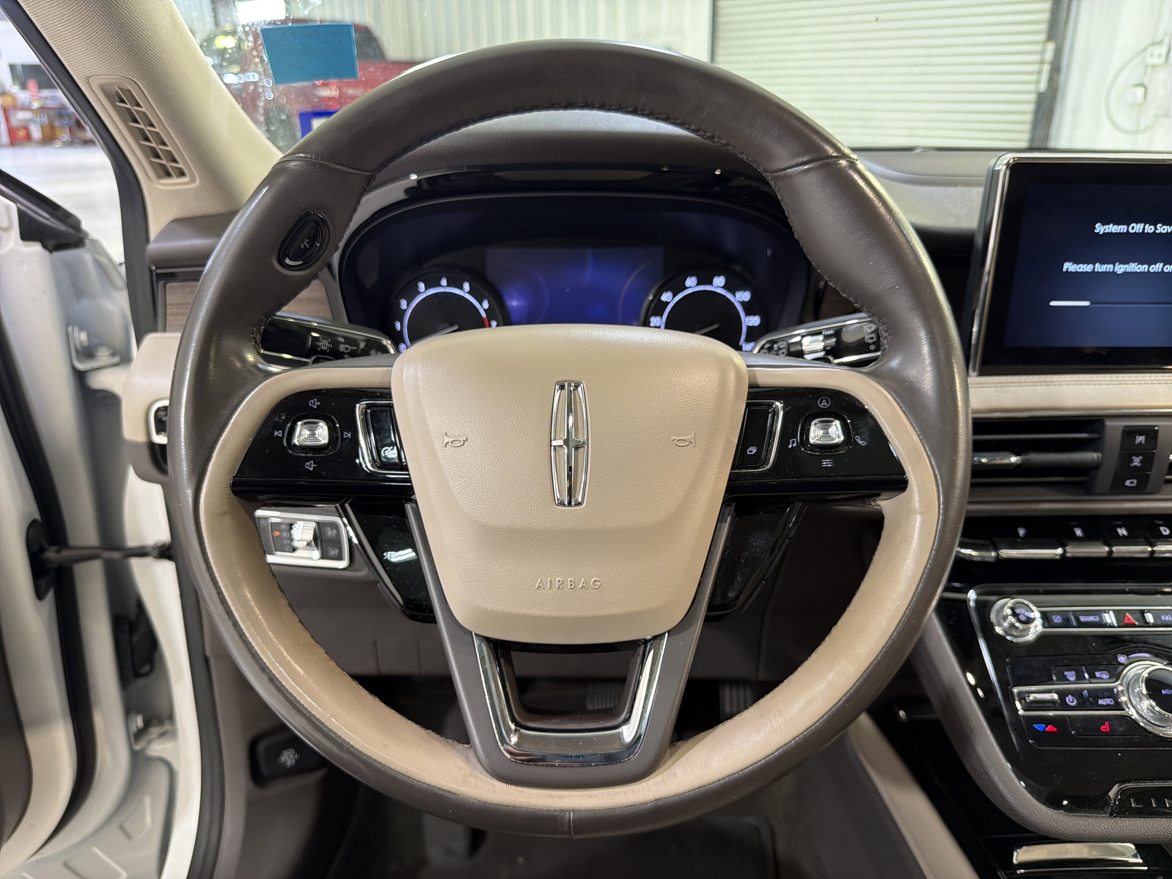 Used 2020 Lincoln Corsair Reserve AWD/4WD image 15