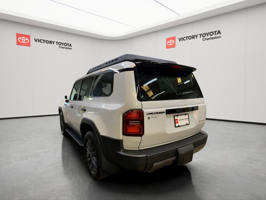 New 2025 Toyota Land Cruiser image 4
