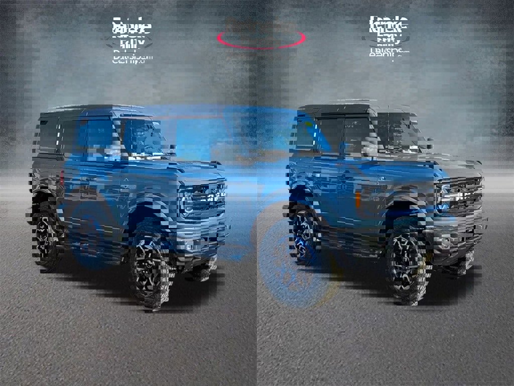 New 2025 Ford Bronco Outer Banks image 3