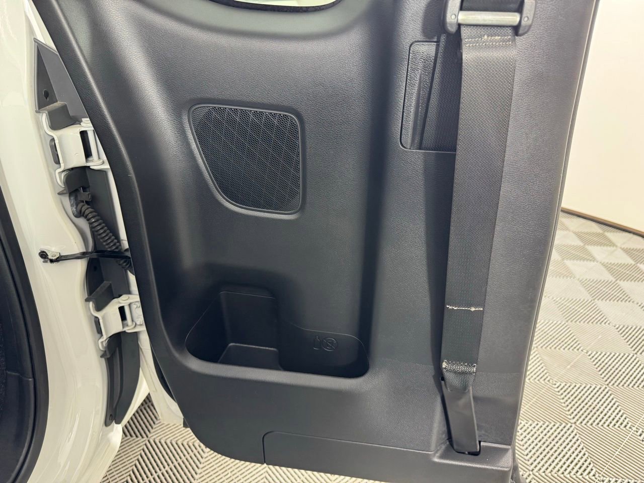 Used 2022 Nissan Frontier S image 24