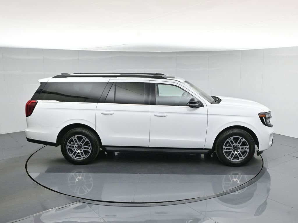 Used 2025 Ford Expedition Max Active AWD/4WD image 46