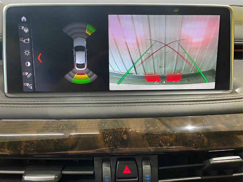 Used 2019 BMW X6 xDrive50i w/ Executive Package image 17