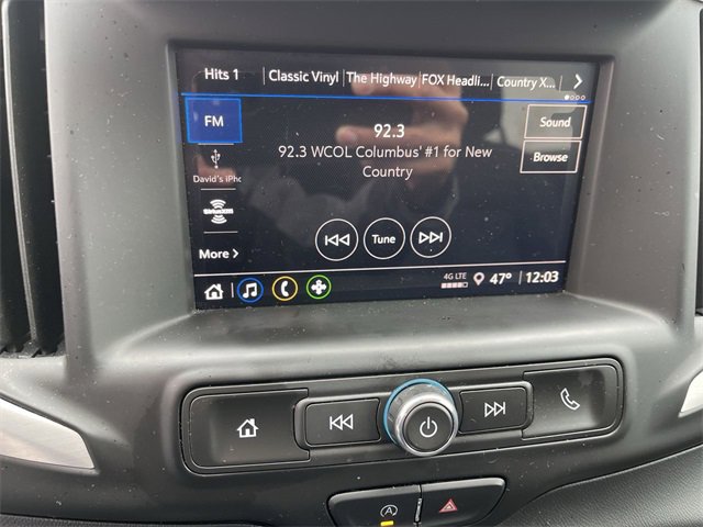 Used 2023 GMC Terrain SLE w/ Driver Convenience Package image 16