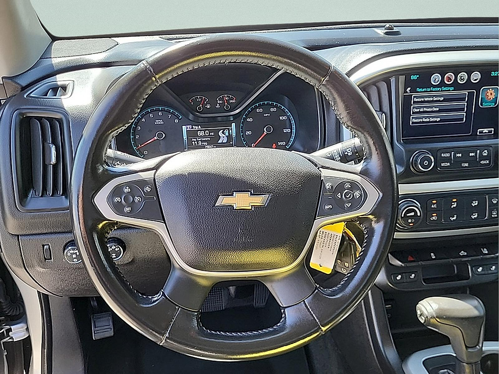 Used 2016 Chevrolet Colorado LT w/ Luxury Package, Chrome AWD/4WD image 14