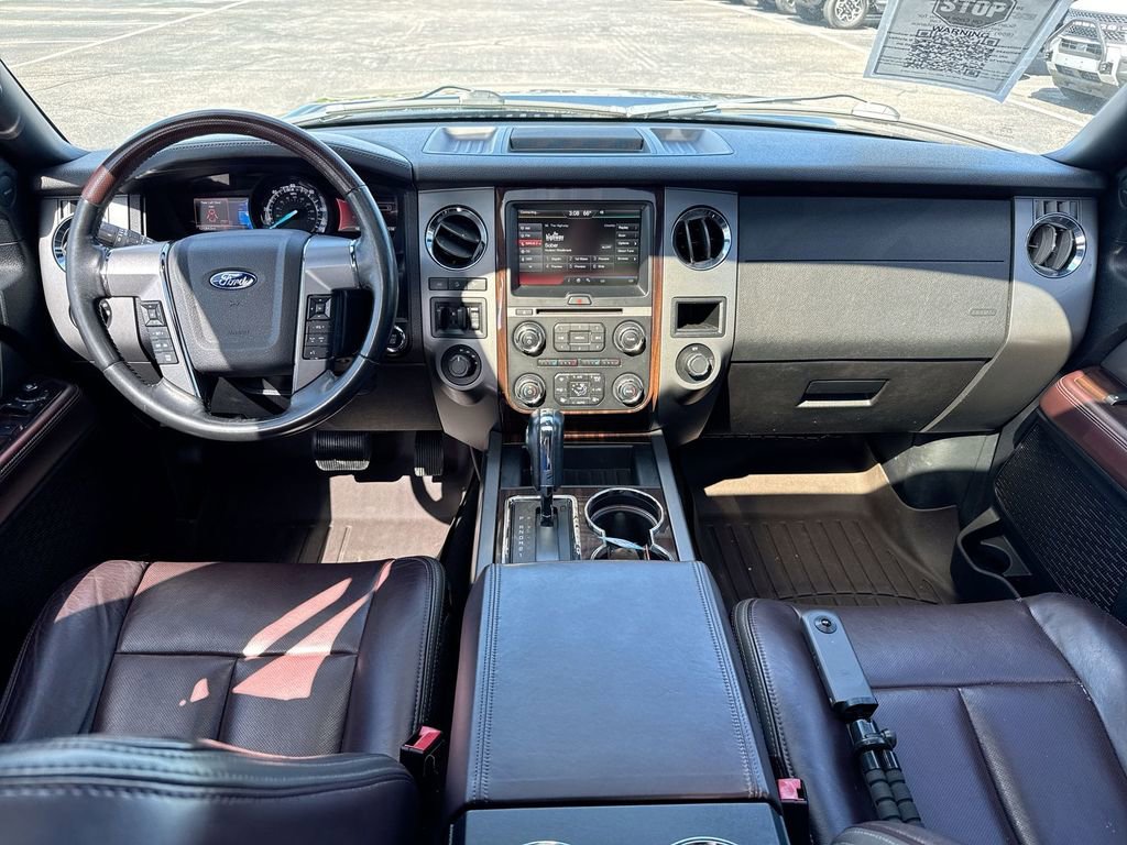 Used 2015 Ford Expedition Platinum image 10