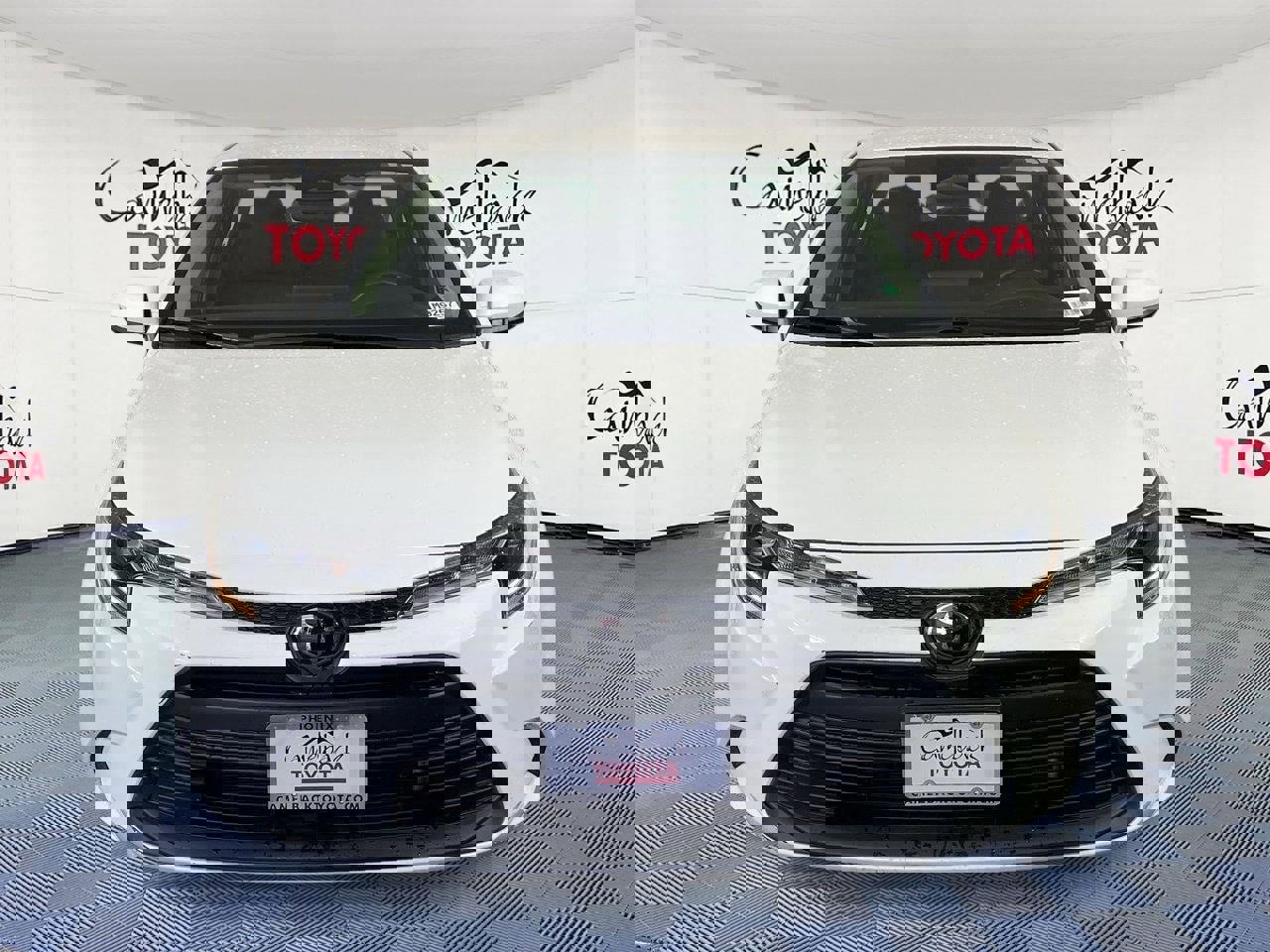 Used 2024 Toyota Corolla LE image 3