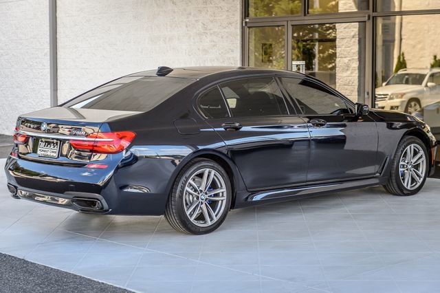 Used 2017 BMW 740i xDrive AWD/4WD image 9