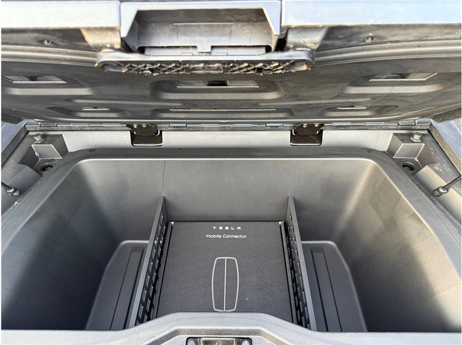 Used 2024 Tesla Cybertruck Cyberbeast image 47