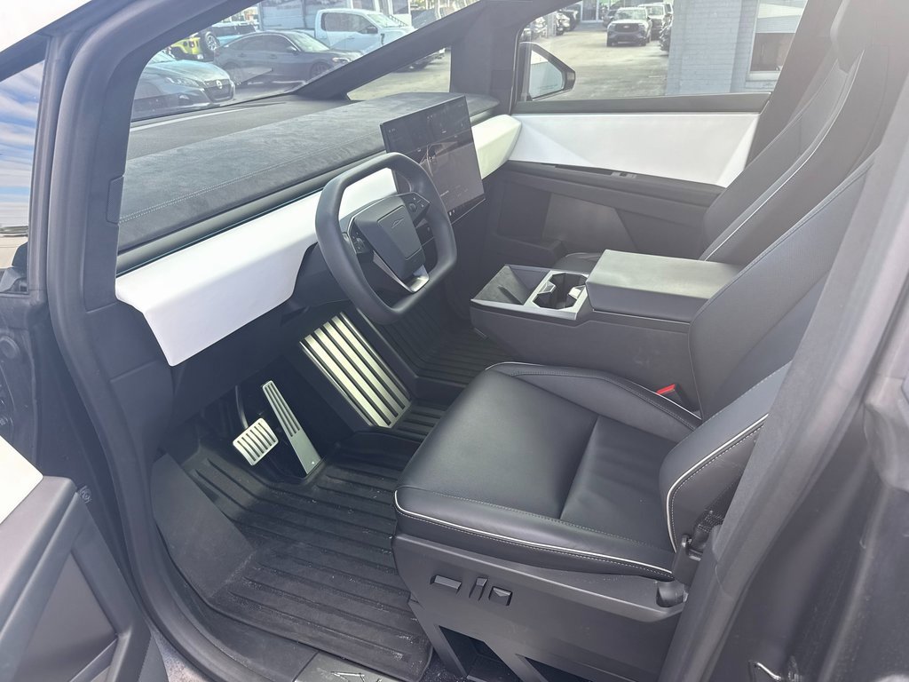 Used 2024 Tesla Cybertruck Cyberbeast image 2