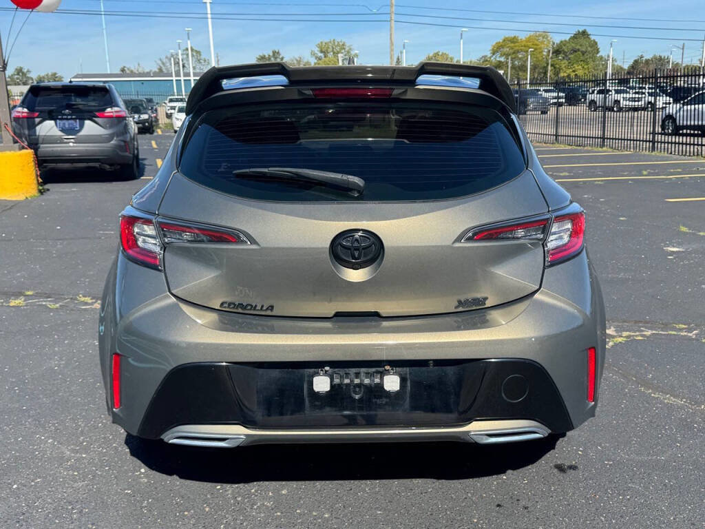 Used 2019 Toyota Corolla XSE image 28