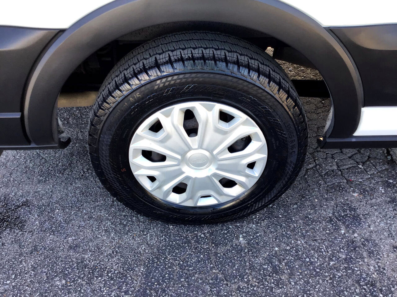 Used 2021 Ford Transit 350 XLT image 44