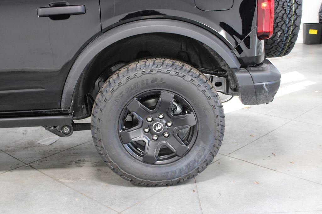 New 2025 Ford Bronco Big Bend w/ Black Diamond Package image 17