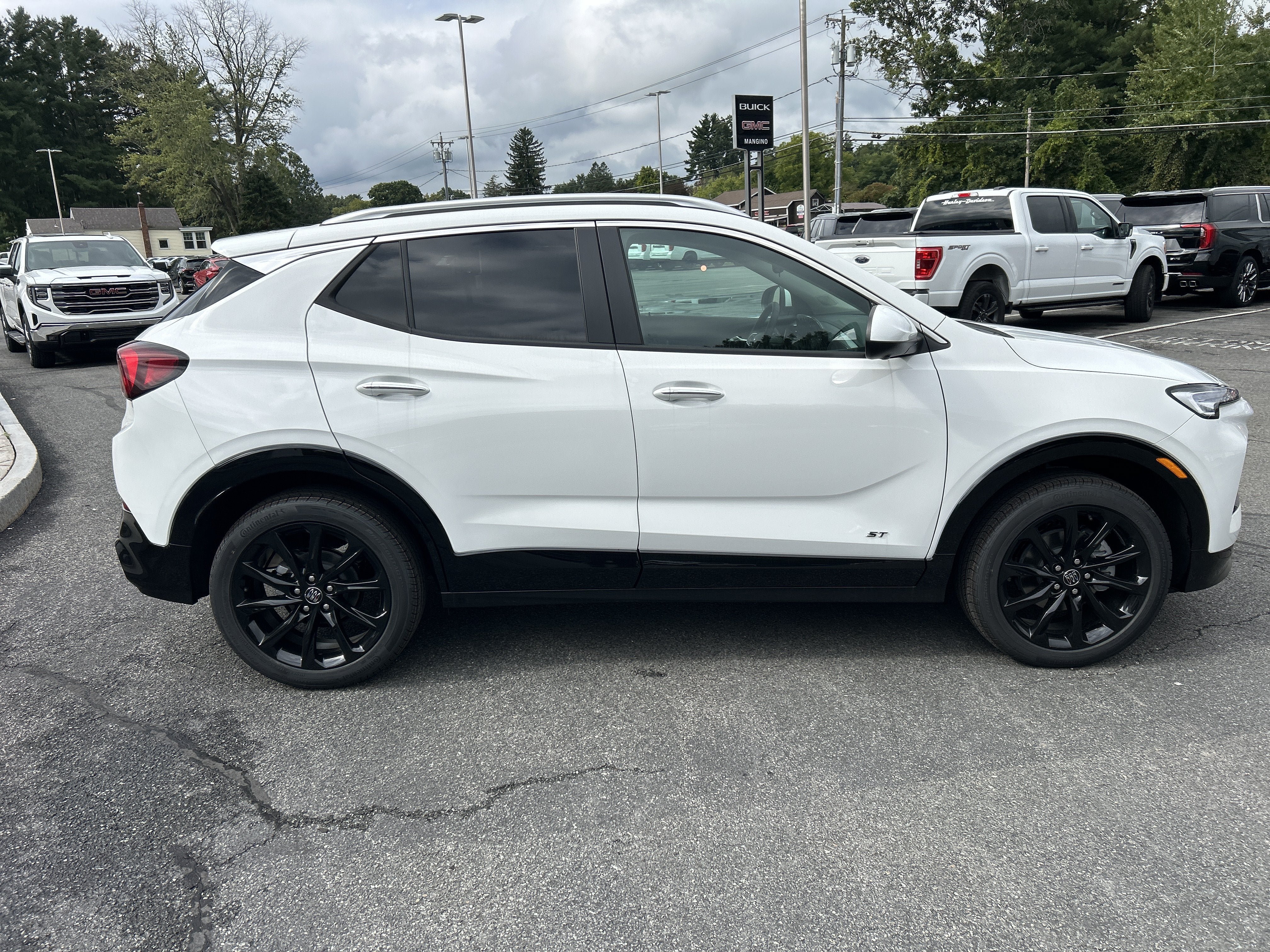New 2026 Buick Encore GX Sport Touring w/ Advanced Technology Package AWD/4WD image 14
