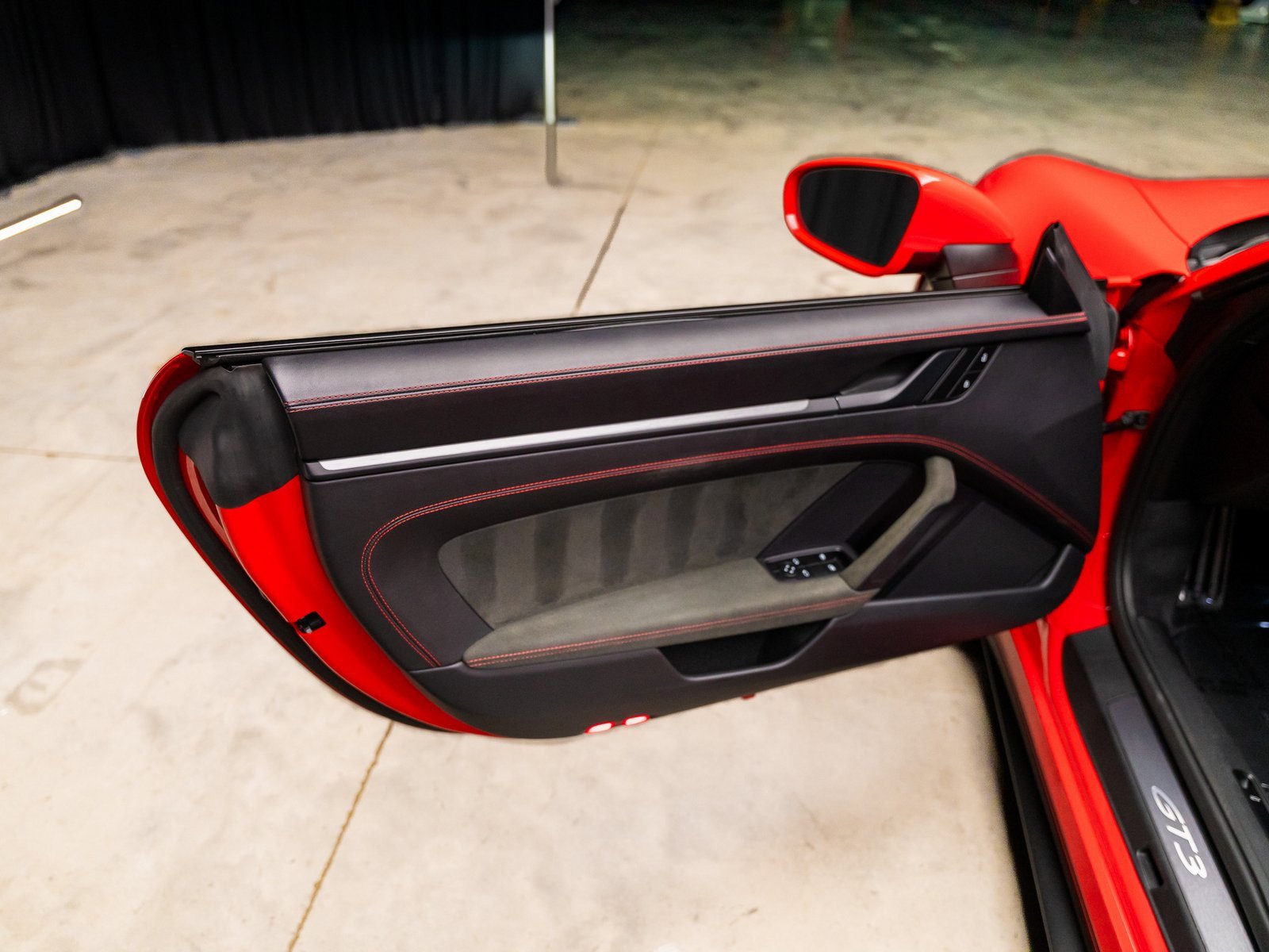 Used 2022 Porsche 911 GT3 image 66