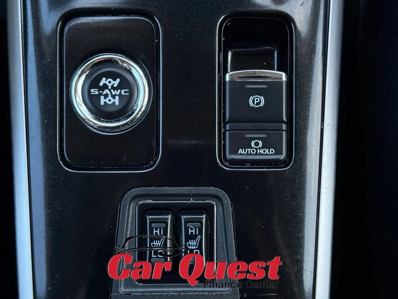 Used 2017 Mitsubishi Outlander GT AWD/4WD image 26