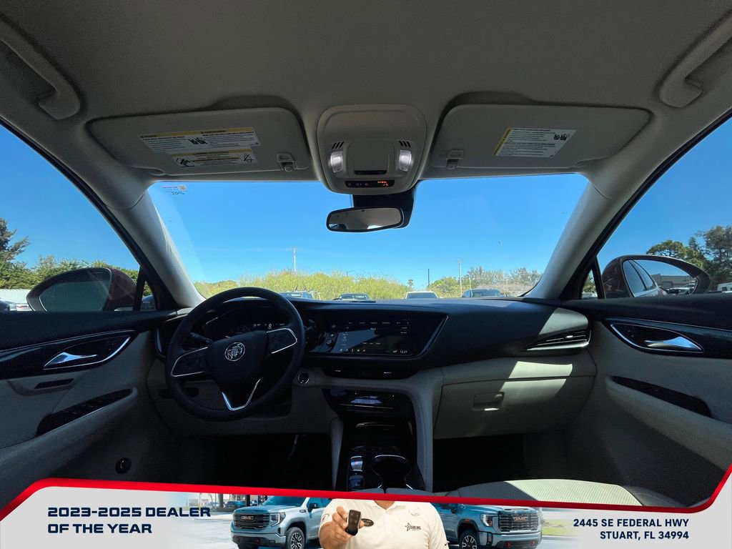 Used 2023 Buick Envision Essence image 14