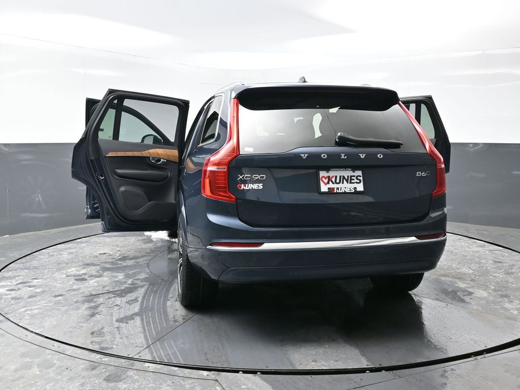 Used 2024 Volvo XC90 B6 Plus image 58
