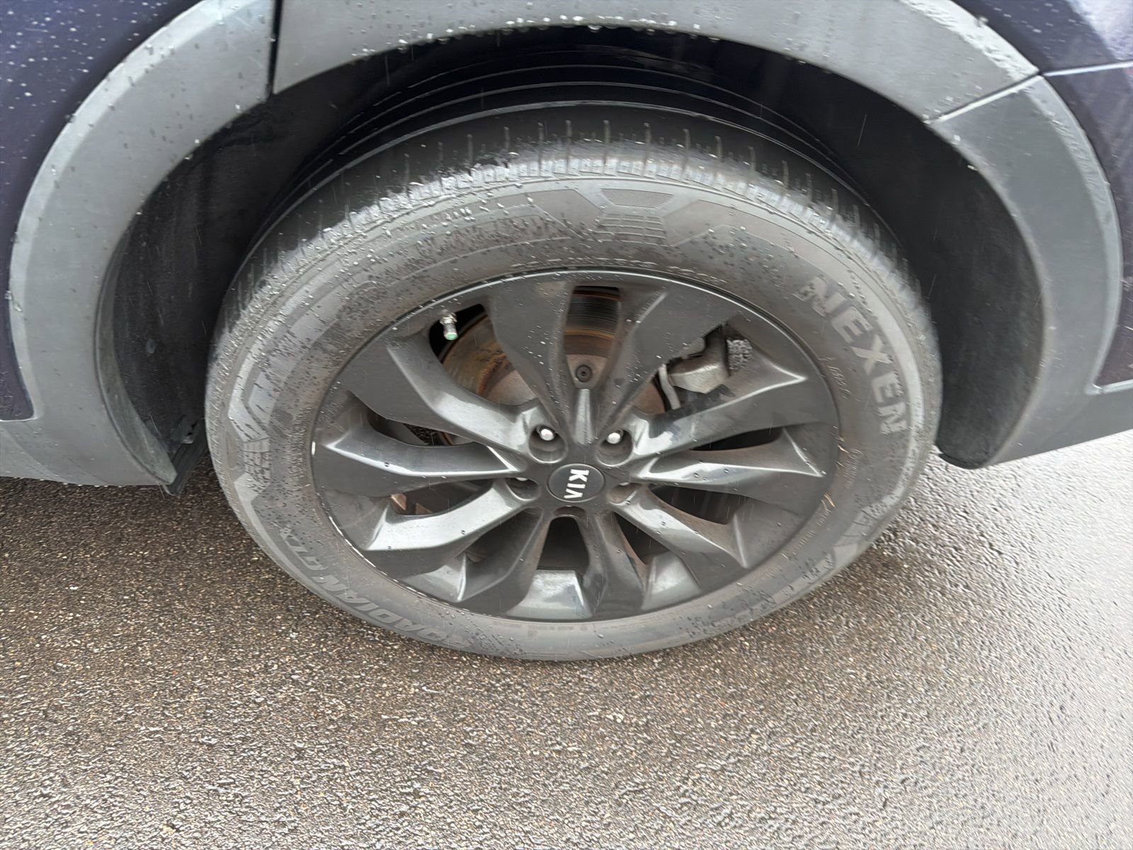 Used 2020 Kia Sorento S image 9