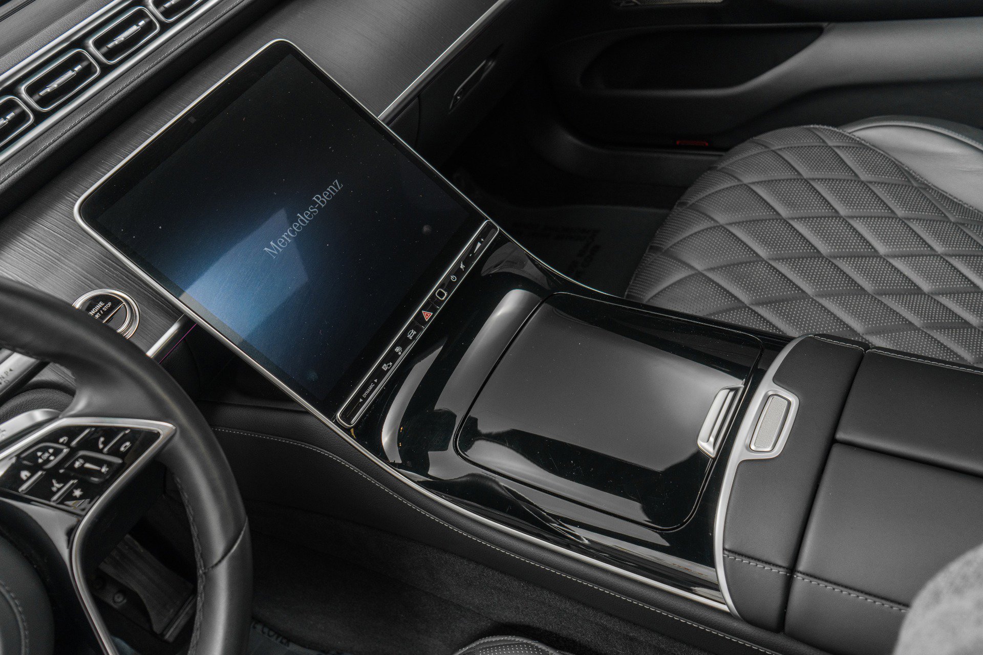 Used 2025 Mercedes-Benz S 580e 4MATIC Sedan image 28