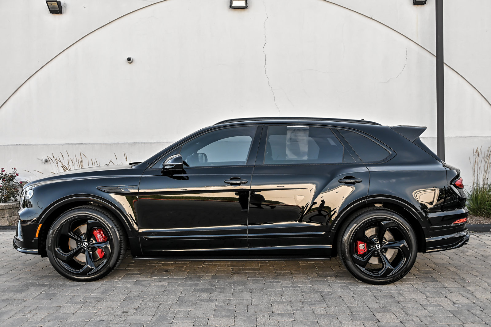 Certified 2022 Bentley Bentayga AWD/4WD image 10