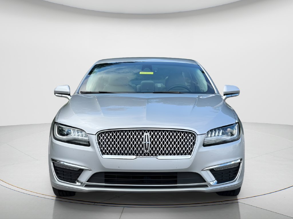 Used 2019 Lincoln MKZ Premiere FWD image 2
