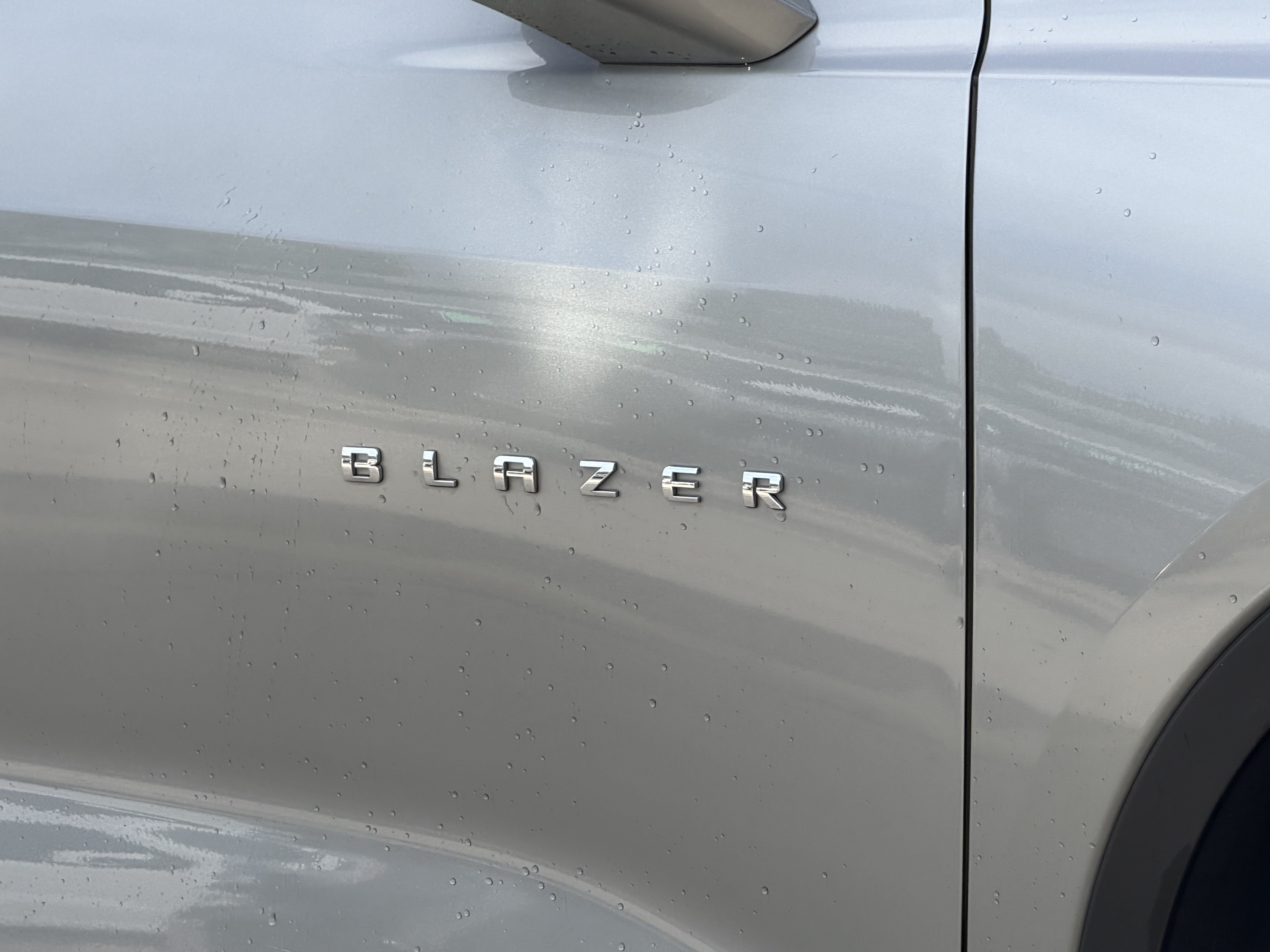 Used 2025 Chevrolet Blazer LT AWD/4WD image 4
