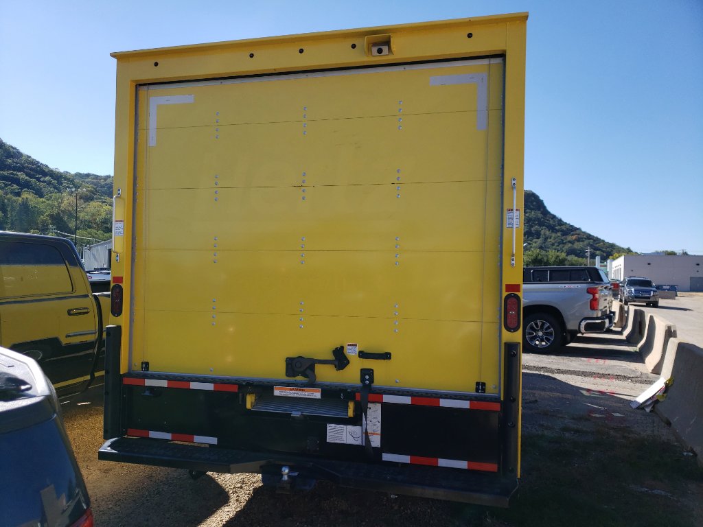Used 2024 Ford E-350 and Econoline 350 Super Duty w/ Driver's Safety Package image 5