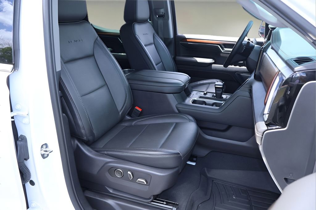 Used 2024 GMC Sierra 1500 Denali w/ Technology Package image 23