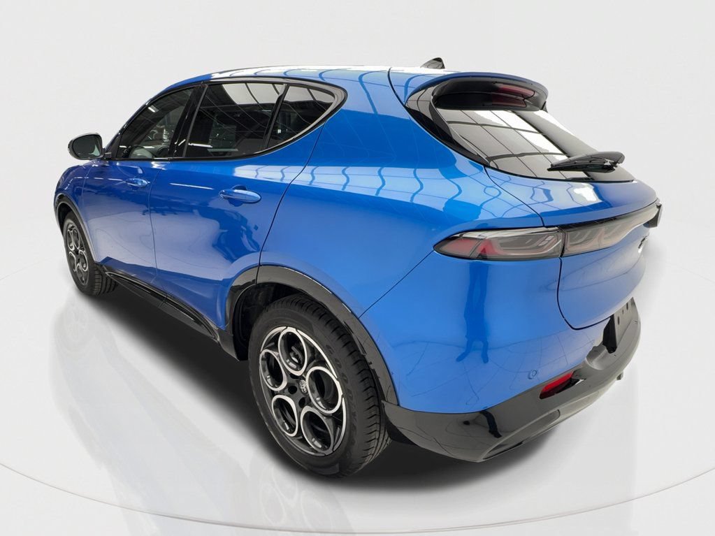 New 2025 Alfa Romeo Tonale w/ Premium Package AWD/4WD image 11
