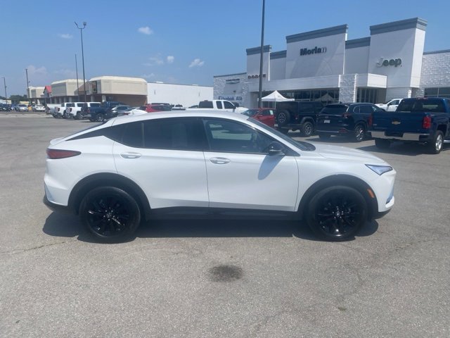 Used 2024 Buick Envista Sport Touring w/ Convenience I Package image 7