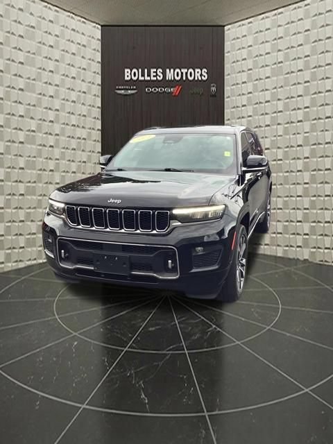 Certified 2021 Jeep Grand Cherokee L Overland w/ Luxury Tech Group IV AWD/4WD image 15