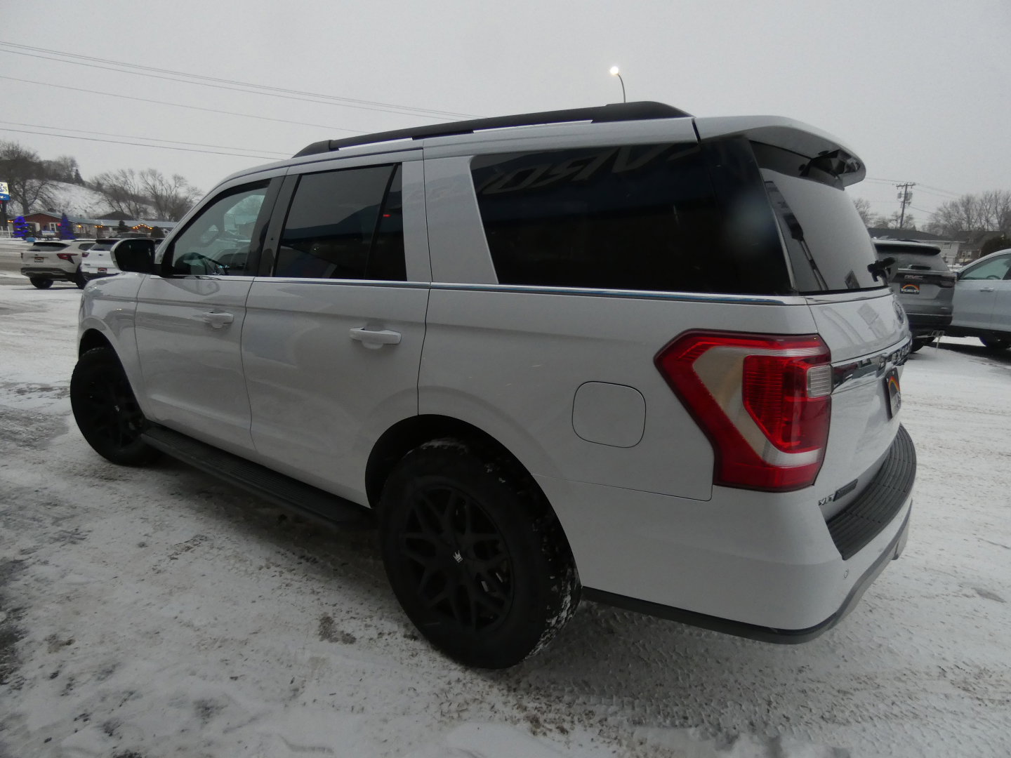 Used 2019 Ford Expedition XLT image 11