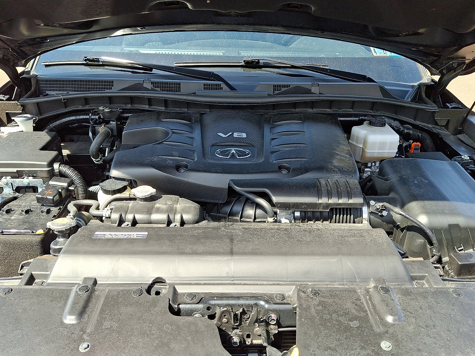 Certified 2024 INFINITI QX80 Sensory image 30