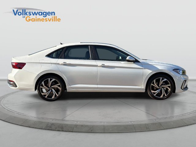 New 2027 Volkswagen Jetta SEL FWD image 2