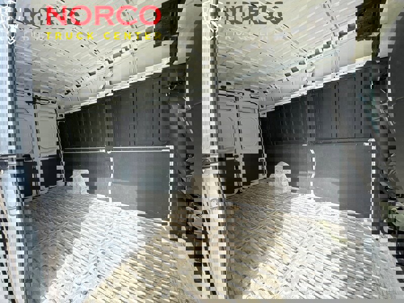 Used 2023 RAM ProMaster 3500 image 3