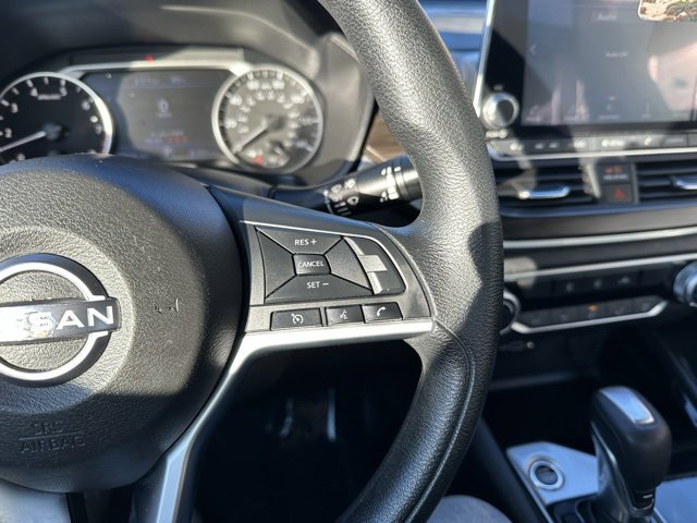 Used 2024 Nissan Altima 2.5 SV image 26