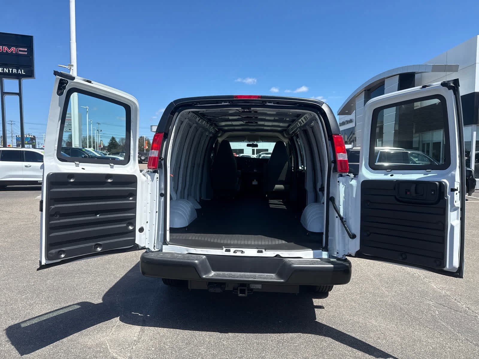 New 2026 GMC Savana 2500 Extended w/ Driver Convenience Package RWD image 11