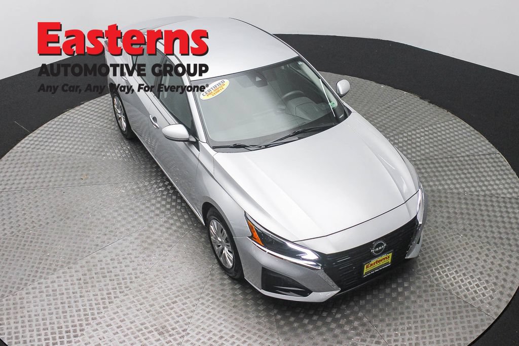 Used 2023 Nissan Altima 2.5 S FWD image 3