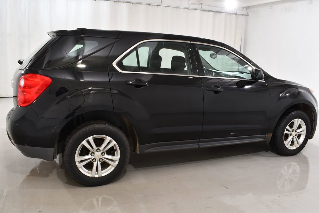 Used 2015 Chevrolet Equinox LS AWD/4WD image 11