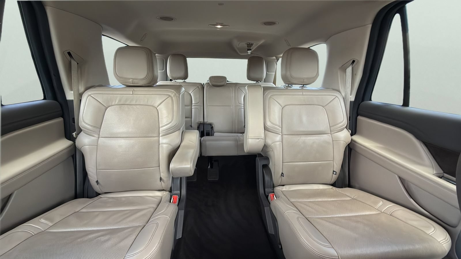 Used 2022 Lincoln Navigator L Reserve AWD/4WD image 25