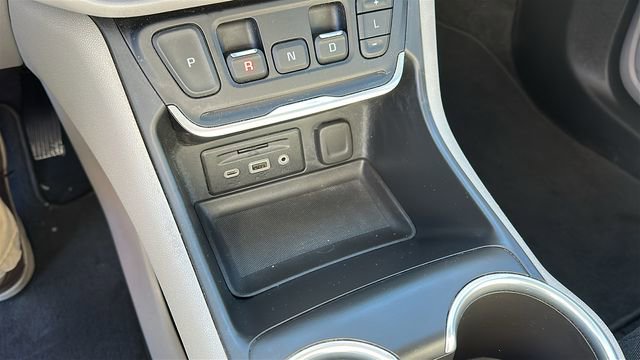 Used 2020 GMC Terrain SLE w/ Driver Convenience Package image 17
