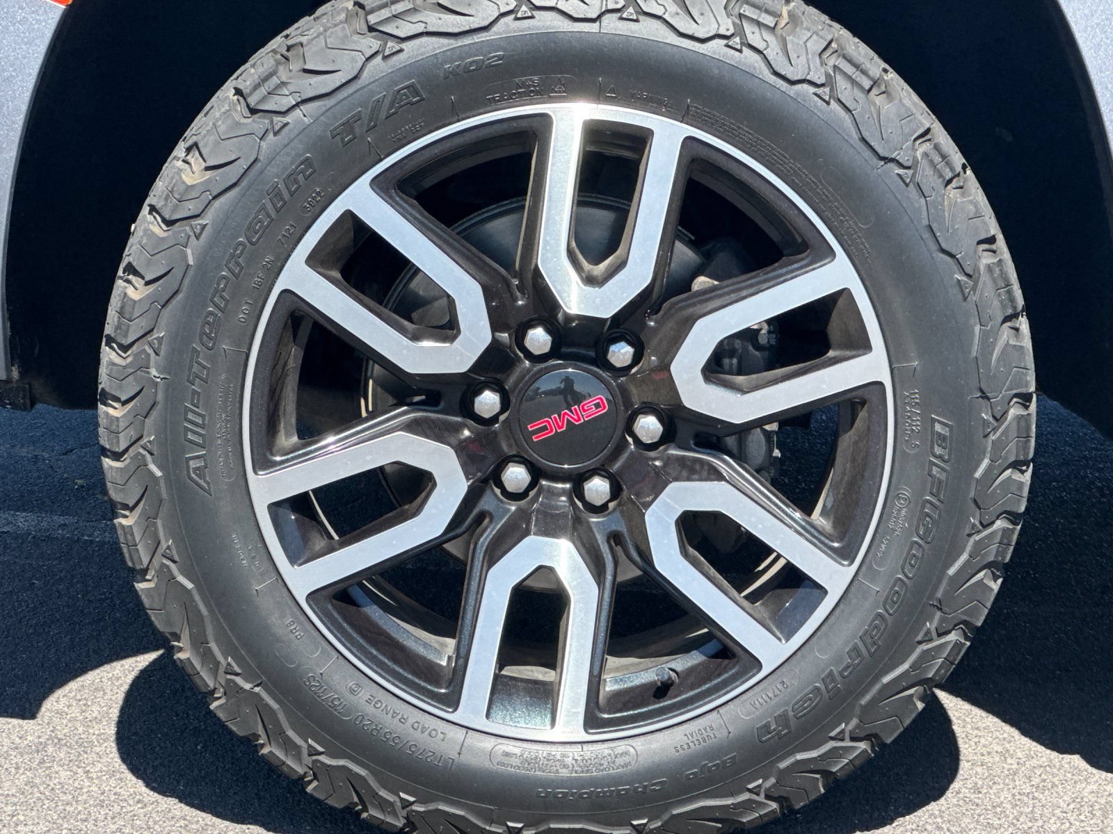 Used 2021 GMC Yukon AT4 AWD/4WD image 37
