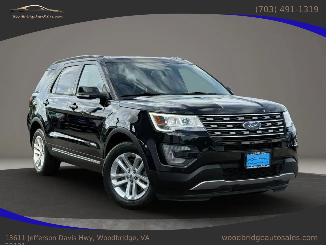 Used 2017 Ford Explorer XLT w/ Equipment Group 202A FWD image 1