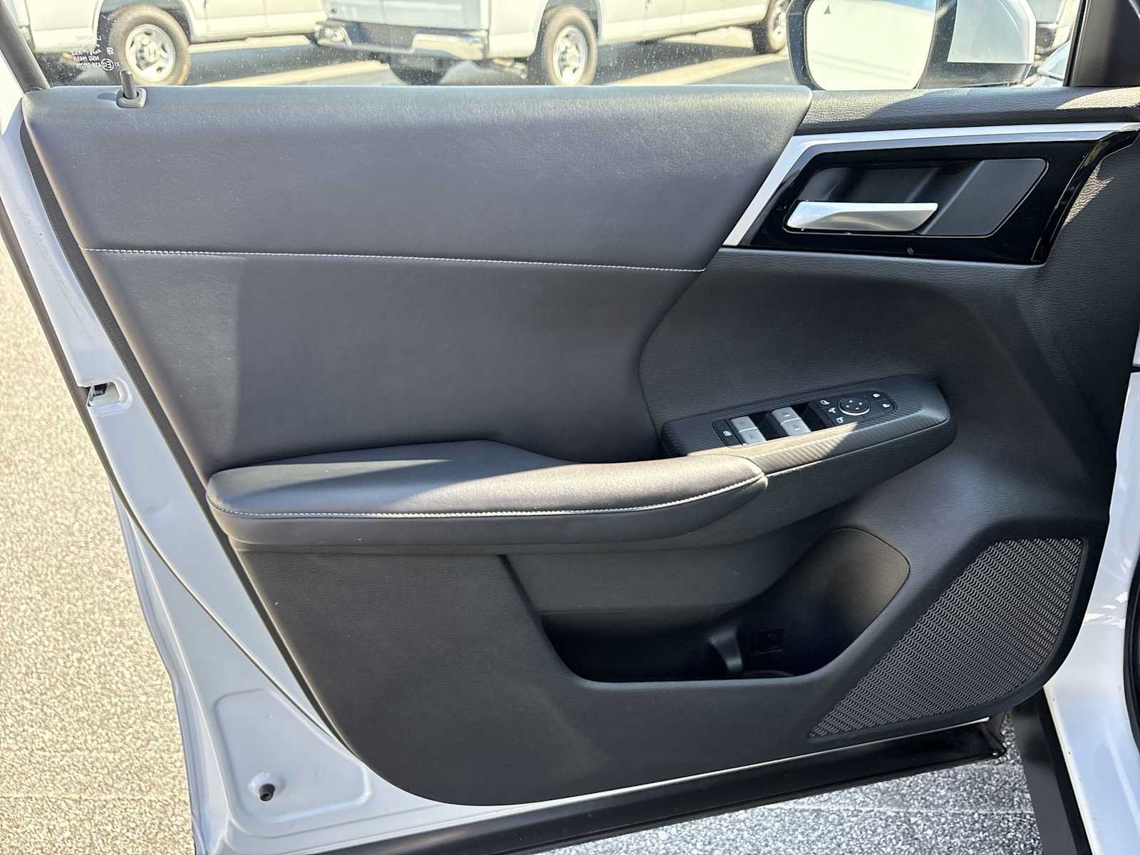 Used 2023 Mitsubishi Outlander SE AWD/4WD image 22