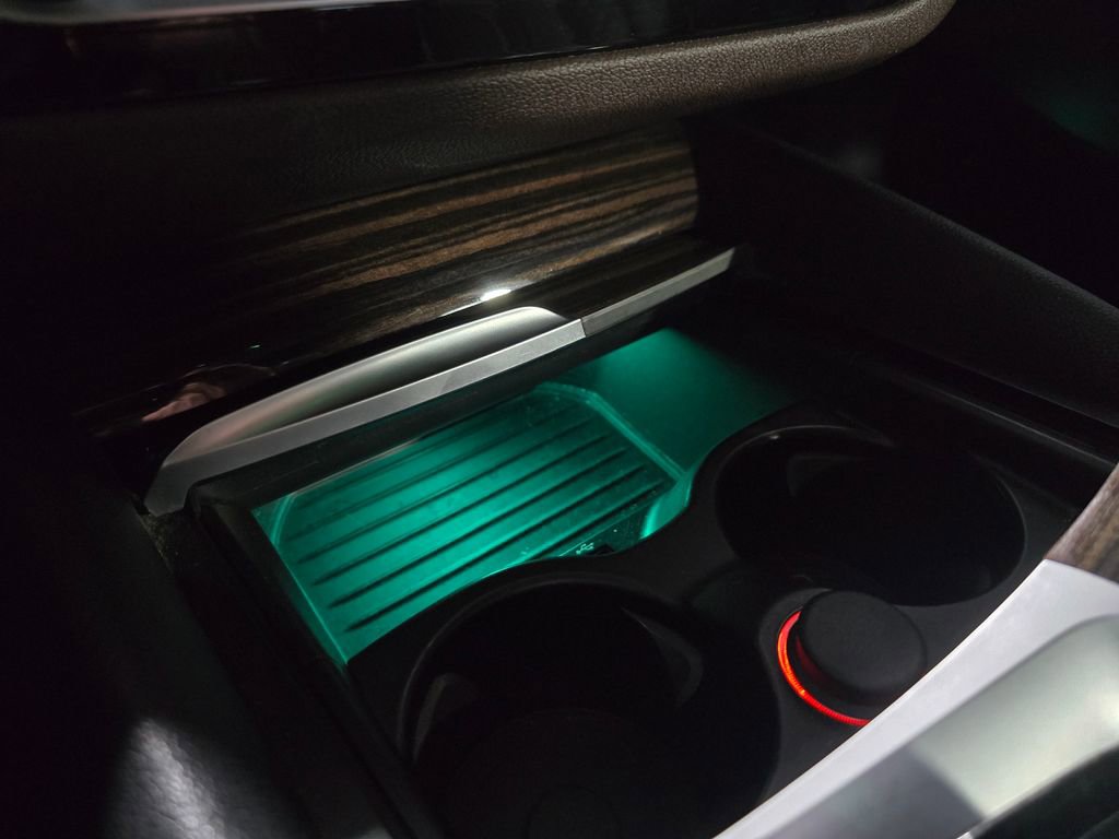 Used 2019 BMW 530e w/ Convenience Package image 23