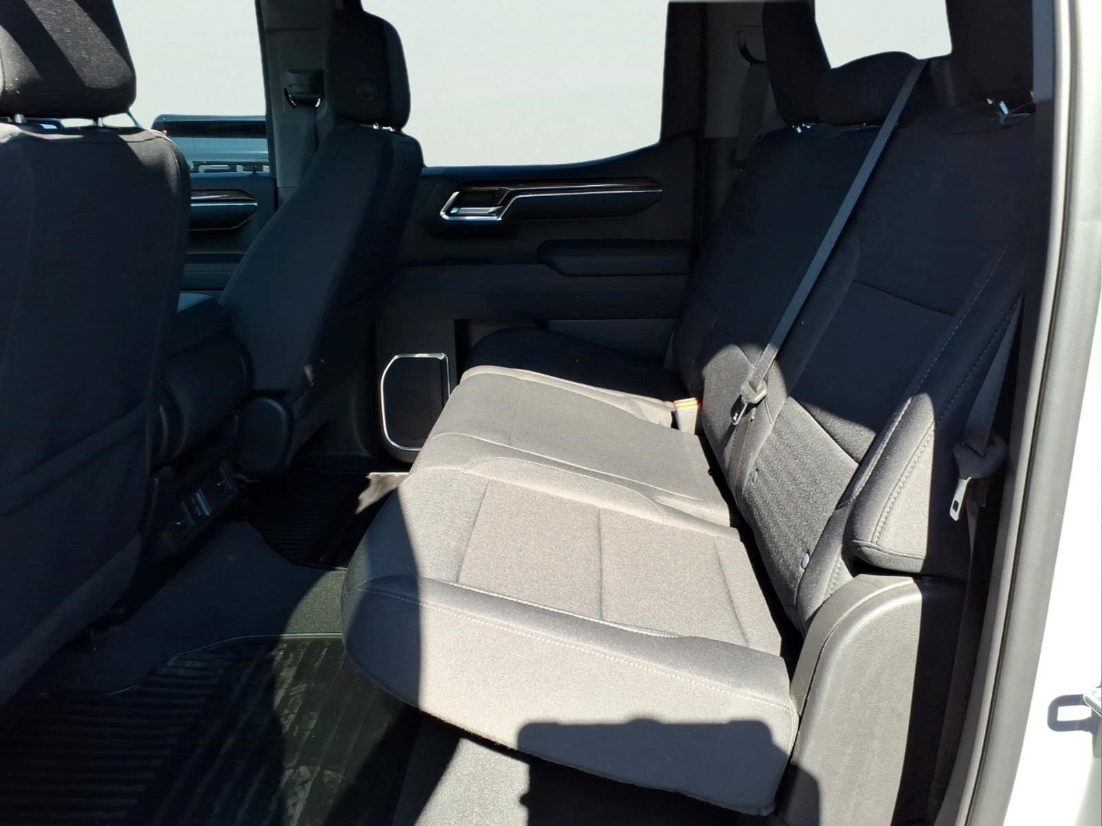 Certified 2024 Chevrolet Silverado 1500 LT AWD/4WD image 6