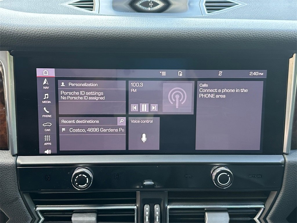 Used 2022 Porsche Macan S image 18