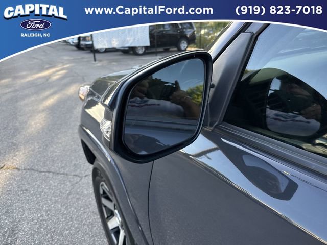 Used 2024 Toyota 4Runner TRD Off-Road Premium image 12